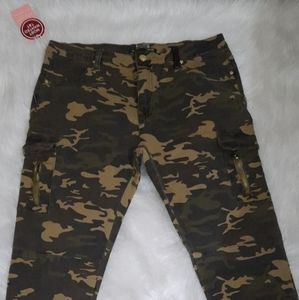 Camouflage Skinny Jeans